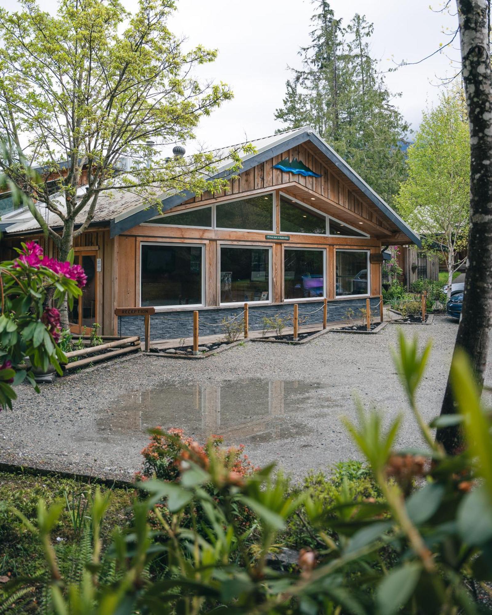 West Coast Wilderness Lodge Egmont Esterno foto